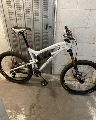 Santa Cruz nomad