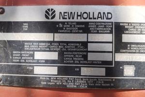 mietitrebbia NEW HOLLAND L 521