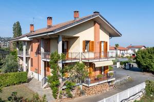 PORZIONE DI BIFAMILIARE A SALUZZO