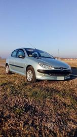 Peugeot 206 1.1 XR benzina 5 porte 2004
