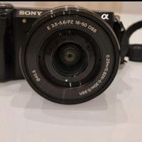 Macchina fotografica Sony A5000