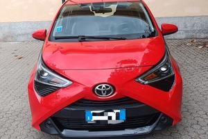 Toyota Aygo Connect 1.0 VVT-i 72 CV 5 porte x-play