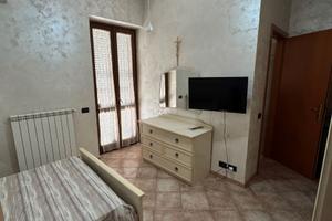 Camera con bagno privato, metro C Due Leoni