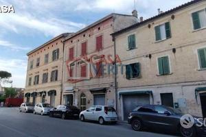 Appartamento quadrilocale in centro a Chiaravalle
