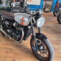 TRIUMPH STREET TWIN 900 ACCESSORIATA