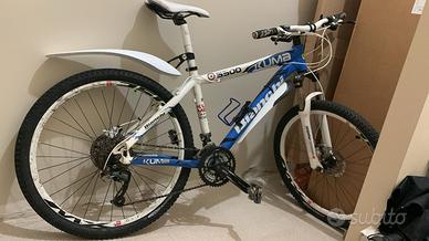 Bicicletta Bianchi Kuma 5500