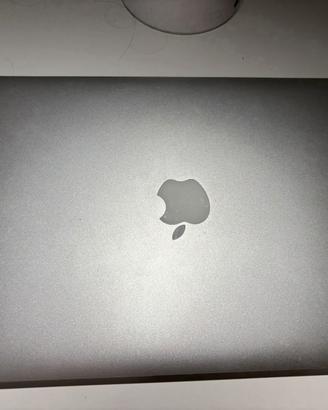 MacBook Air (13-inch, Early 2015)