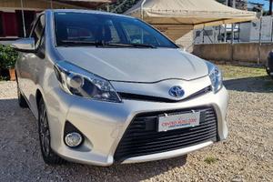 TOYOTA Yaris 1.5 Hybrid 5 porte Lounge