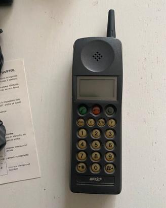 TELEFONO CELLULARE NEC P100 VINTAGE con cover LV