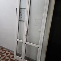 porta finestra  in alluminio apertura esterna 
