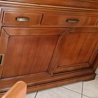 mobile basso e vetrinetta 