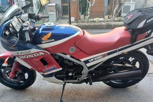 MOTO HONDA VF500 F2