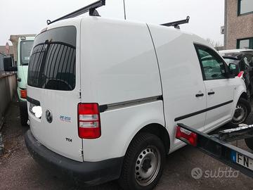 VW Caddy tdi