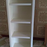 Mobile in legno massello laccato