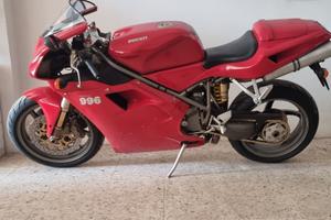 Ducati 996 Bip. 2001.