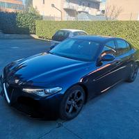 ALFA ROMEO Giulia (2016) - 2016