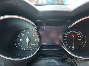 ALFA ROMEO STELVIO Q4 210 CV - REALIZZO IMMEDIATO