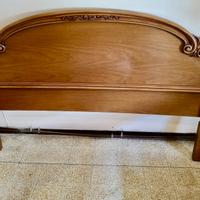 Testata letto matrimoniale