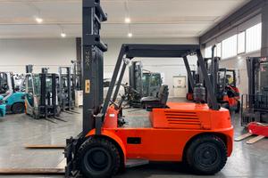 CARRELLO ELEVATORE DIESEL MORA 50 QUINTALI