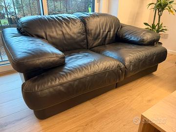 Coppia divani pelle nera