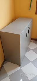 armadietto metallico
