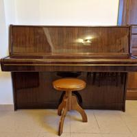 Pianoforte acustico verticale