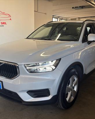 Volvo XC40 1.5 BENZ T2 GREY-PARI AL NUOVO-