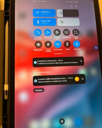 Tablet lenovo pro 12.7 pollici +custodia + pen nuo