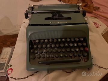 Macchina da scrivere antiquariato