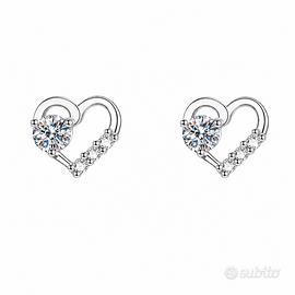 Orecchini a cuore con diamante Moissanite 0.3 ct