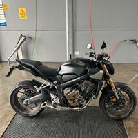 Honda cb650r e-clutch 2025