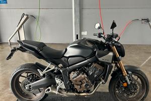 Honda cb650r e-clutch 2025