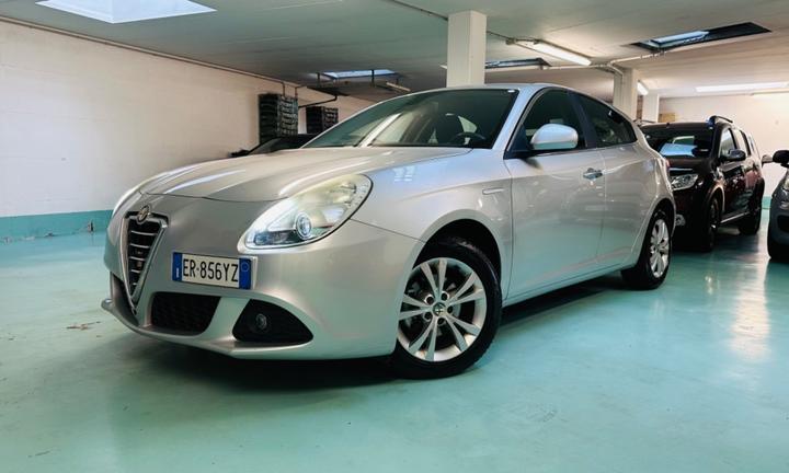 Alfa Romeo Giulietta 1.6 Diesel.anche per neopaten