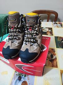 scarpe antinfortunistiche nuove