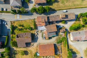 RUSTICO A VEZZANO SUL CROSTOLO