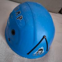 Casco alpinismo e arrampicata