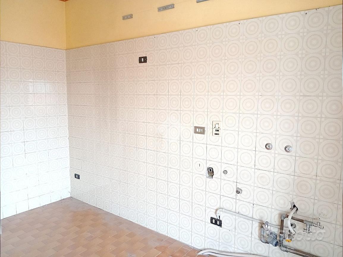 3 LOCALI A SAMARATE - Vista 6
