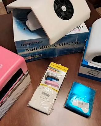 Kit unghie: 2 Lampade UV + Aspiratore + omaggi