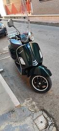 vespa GTS 300 hpe 