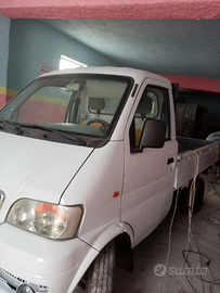 Motocarro quattro ruote