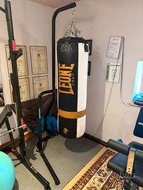 Sacco 60 kg con piedistallo