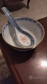 Ciotola e cucchiaio vintage in porcellana cinese