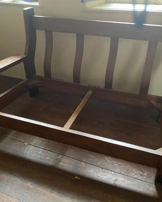 Divano e 2 poltroncine in legno