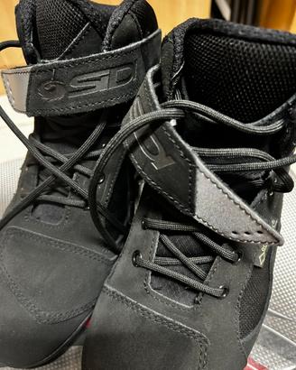 Scarpe moto donna Sidi Gore-Tex nere – come nuove