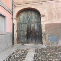 Casa campidanese bilivelli da ristrutturare