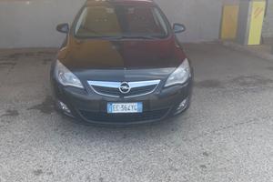 Opel Astra 1.7 CDTI 125CV 5 porte Cosmo
