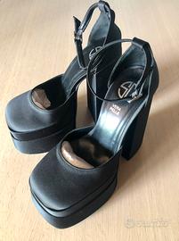 Scarpe con plateau n. 35