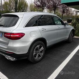 MERCEDES GLC