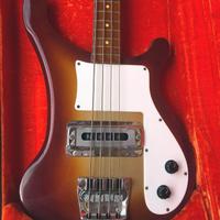 Basso elettrico Rickenbacker 4000