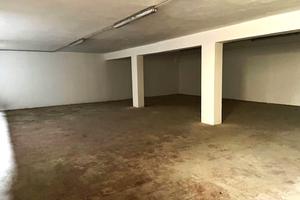 Deposito al piano seminterrato open space